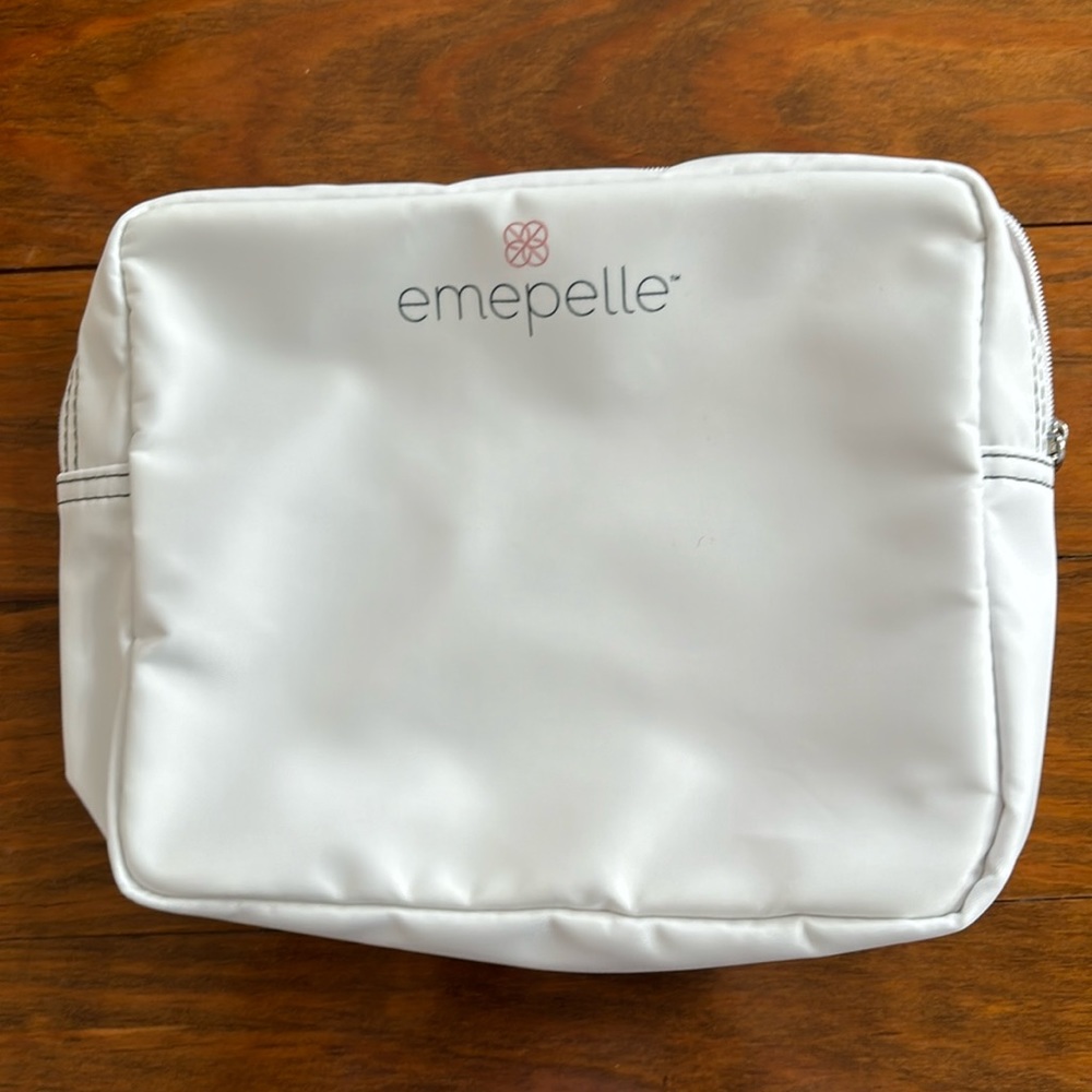 Emepelle Toiletry Bag